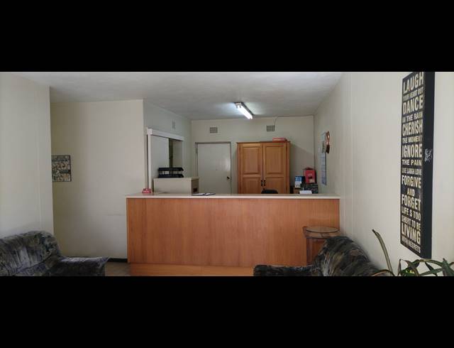 100M² OFFICE FOR SALE IN NELSPRUIT CENTRAL